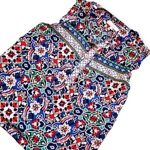 Loft multicolor blouse beautiful pattern print slight v-neck short sleeves